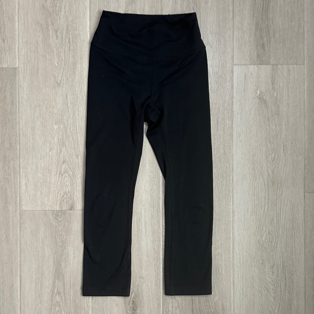 Holister Gilly Hicks Black capri  Leggings size XXS